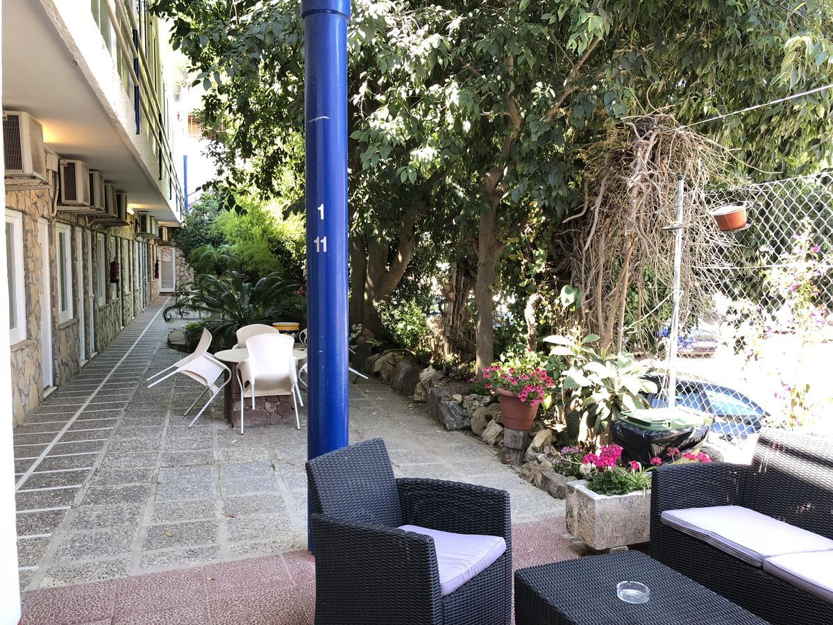 Hostal Univers Calella Dış mekan fotoğraf