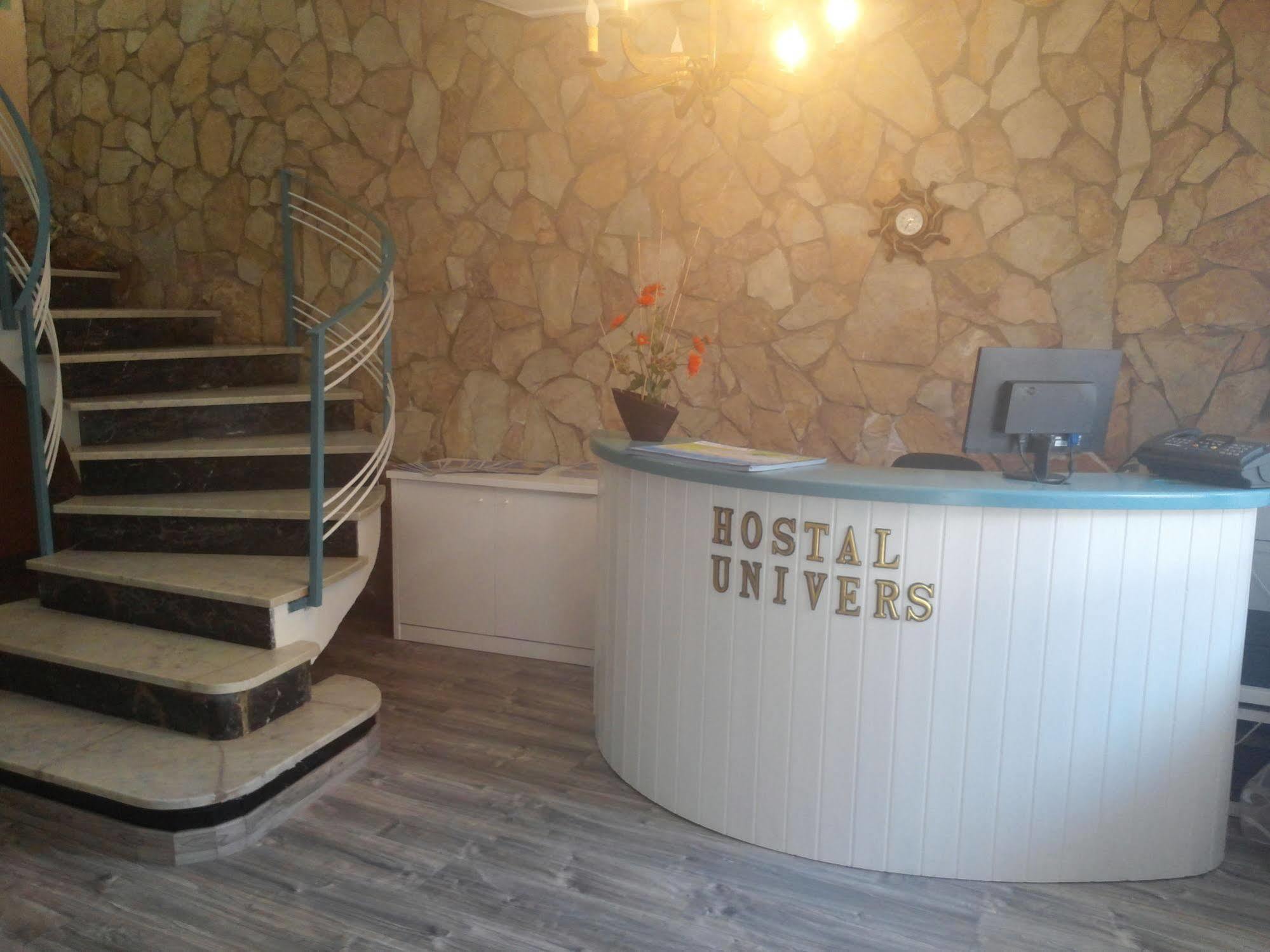 Hostal Univers Calella Dış mekan fotoğraf